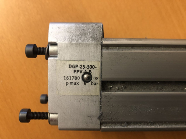 FESTO pneumatischer Linearantrieb - DGP-25-500 PPV-AB